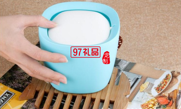 培訓(xùn)機構(gòu)定制案例   廣告收納筒