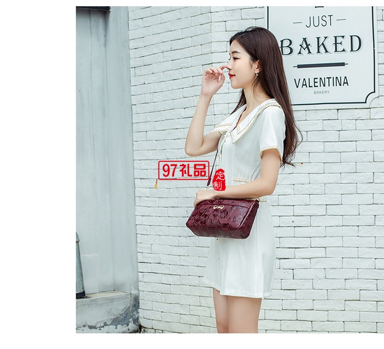 大容量女新款中年單肩斜挎時尚網(wǎng)紅韓版手機地攤腰包