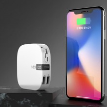 數(shù)顯移動電源充電寶10000毫安快充小巧公司廣告禮品定制