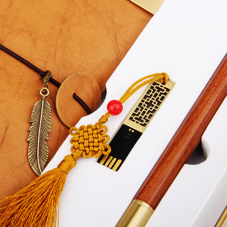 中秋臻禮，定制非凡——您的專屬企業(yè)促銷禮品方案