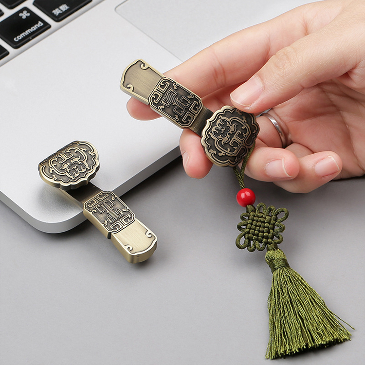 公司搞促銷送什么禮品 ？企業(yè)廣告促銷活動送哪些小禮品